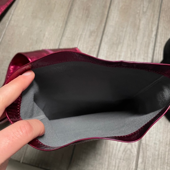 SOLD‼️ TAYLOR SWIFT CHRISTIAN LOUBOUTINS - Picture 10 of 12